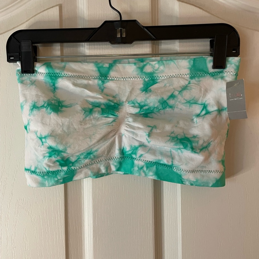 Soft tie dye bandeau!! New with tags